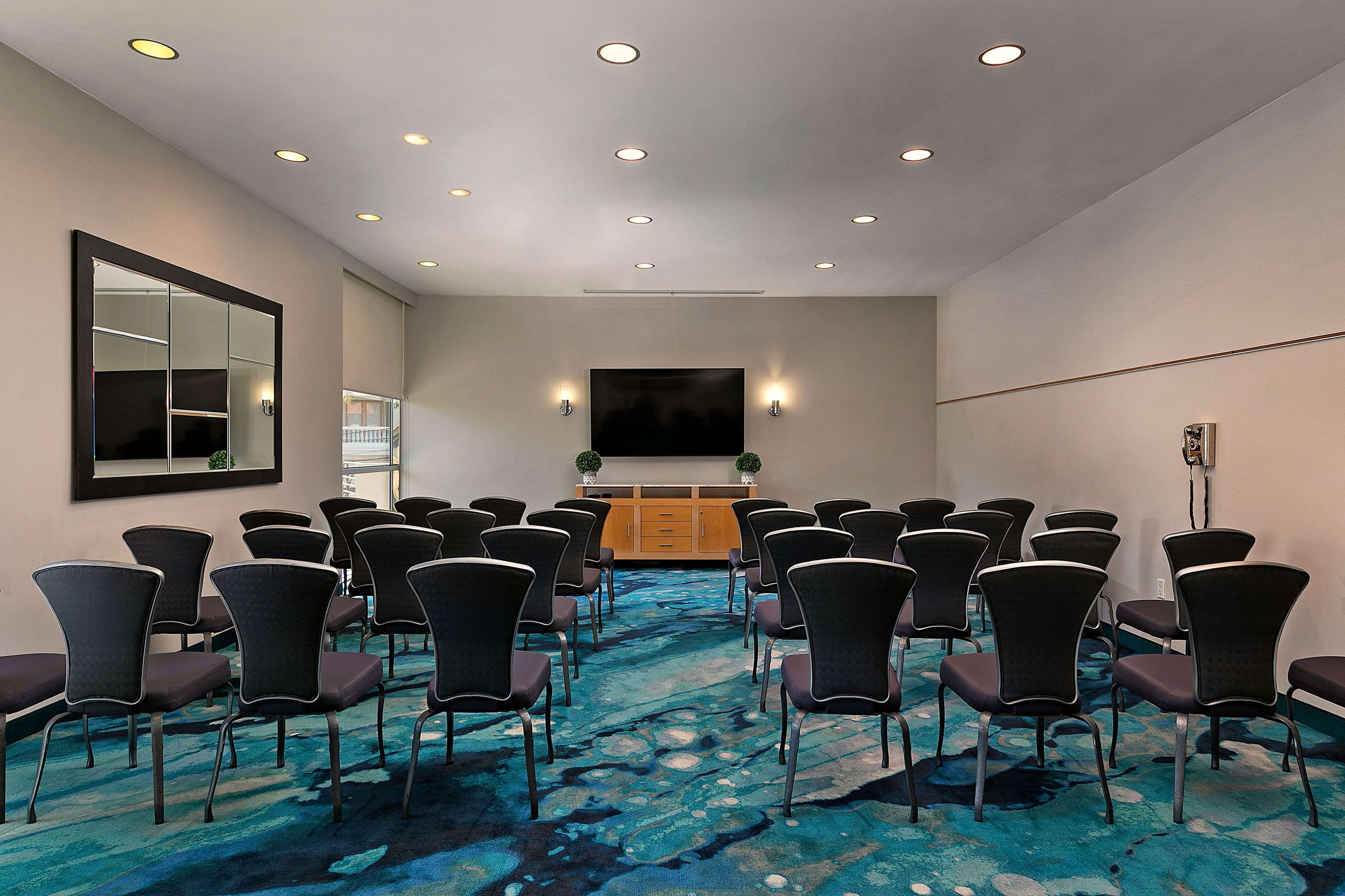 The Belamar Hotel Manhattan Beach, Tapestry By Hilton Экстерьер фото